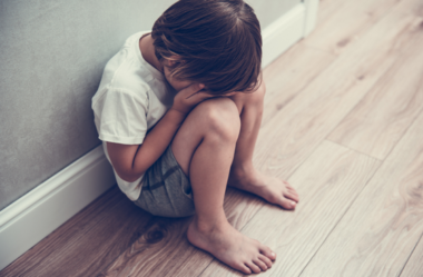 8 dicas para tranquilizar uma criança ansiosa